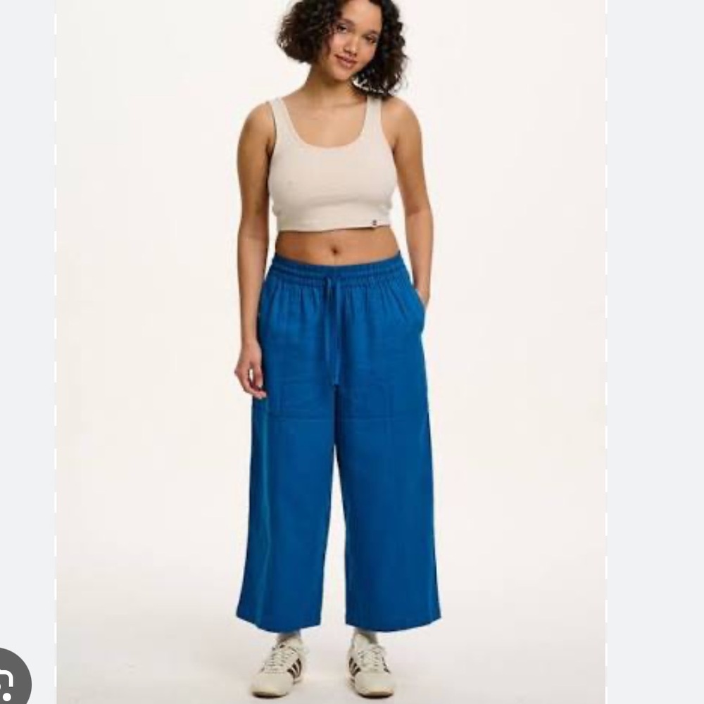Lucy & Yak blue Chucks Large